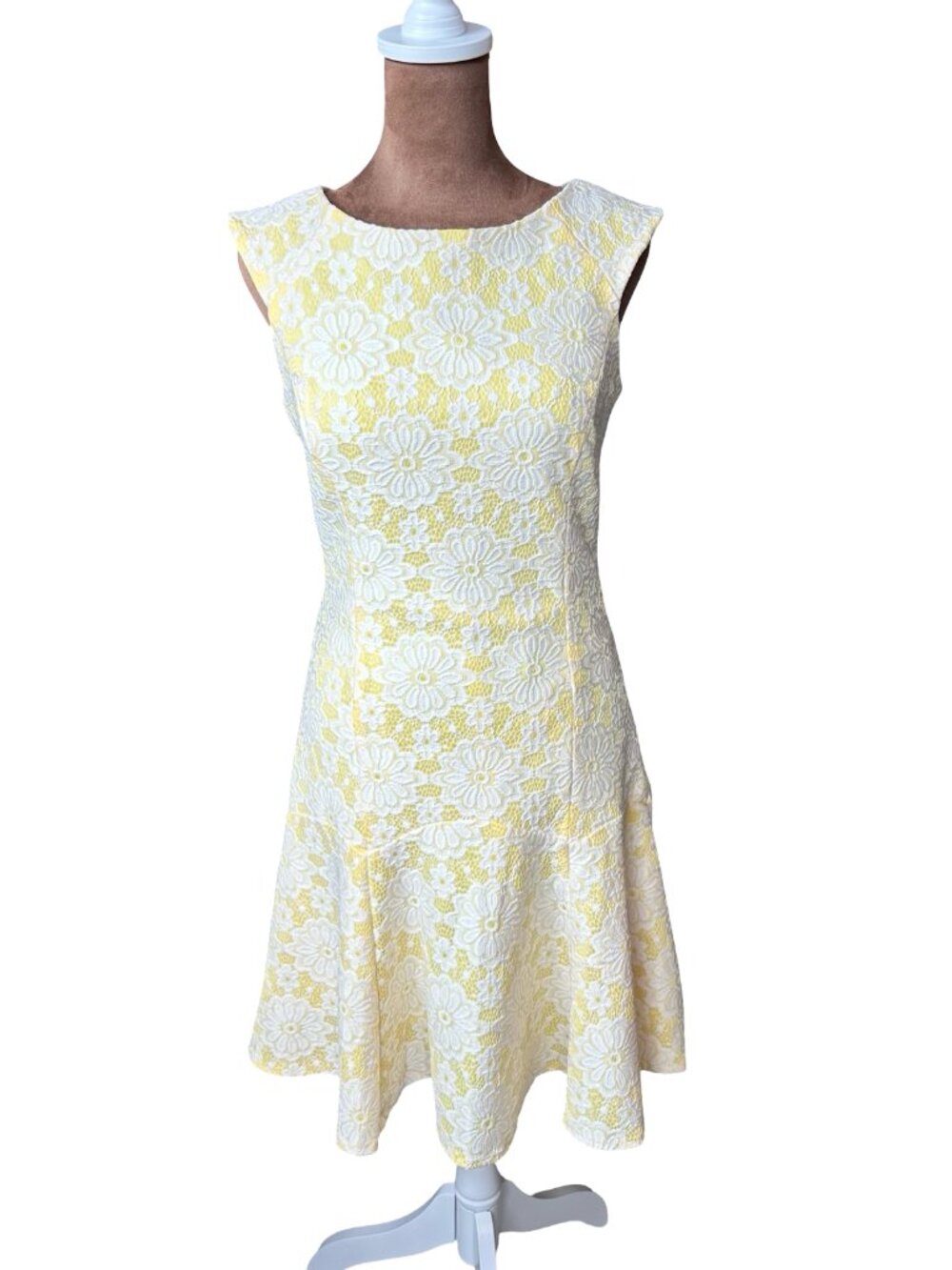 Nanette Lepore Vintage Dress Size 2 Yellow w/White Floral Lace Overlay Lined Mod